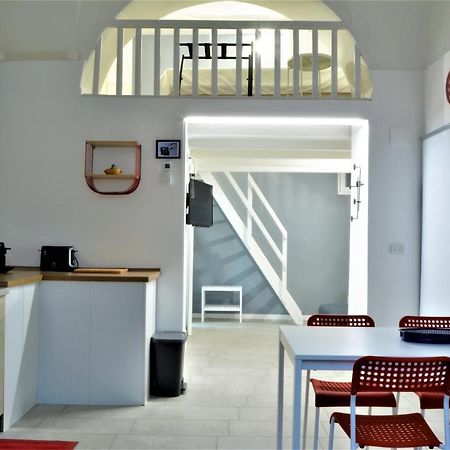 Dock33 - Comfort Loft In Catania Center Екстер'єр фото