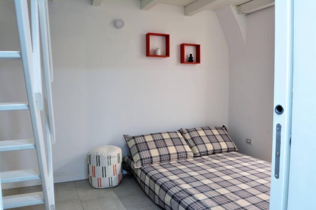 Dock33 - Comfort Loft In Catania Center Екстер'єр фото