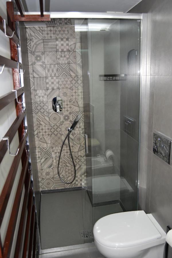 Dock33 - Comfort Loft In Catania Center Екстер'єр фото